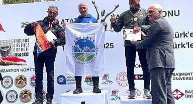 Büyükşehir atleti Alanya'da zirveye yükseldi