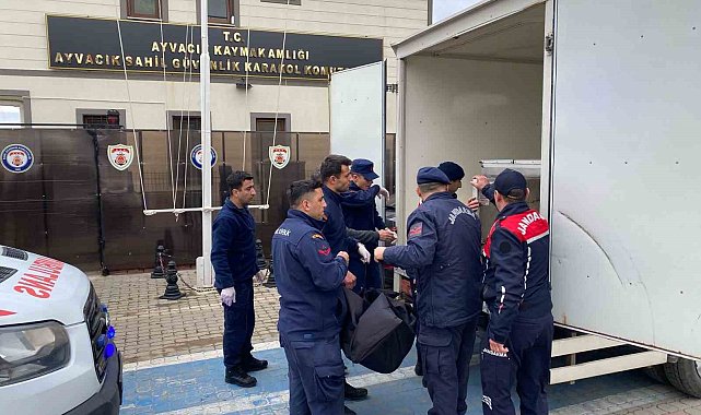 Çanakkale'de batan botta hayatını kaybedenlerin sayısı 9'a yükseldi