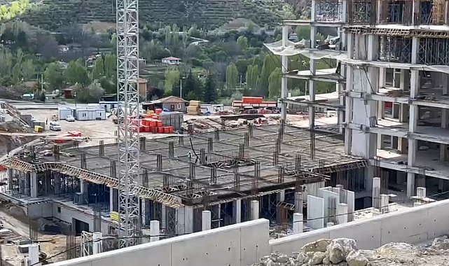 Çankırı'da kule vinçten düşen işçi hayatını kaybetti
