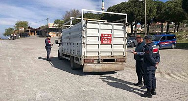 Canlı hayvan taşıyan araçlar denetlendi