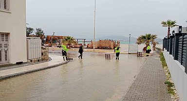 Çeşme, son 24 saatte Türkiye'nin en yoğun yağışını aldı