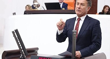 CHP'li Sarıbal: Görme ve işitme engelliler teknolojiye bastonla mı erişecek?