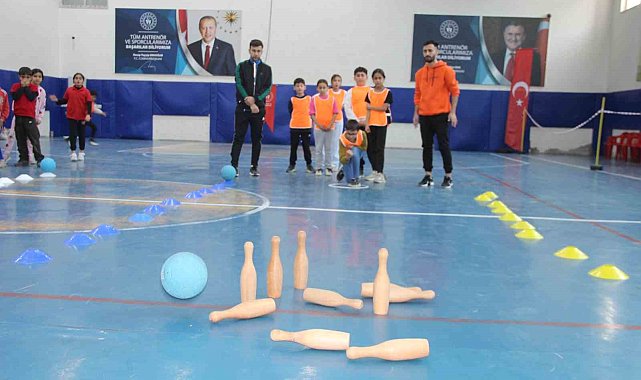 Cizre'de ilkokul öğrencileri fiziksel etkinliklerde buluşuyor