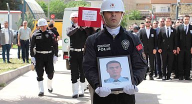 Cizre'de trafik kazasında şehit olan polis memuru son yolculuğuna uğurlandı