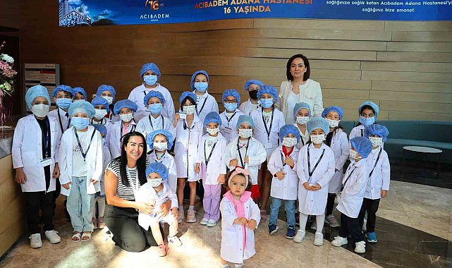 Çocuklar doktor olup maketler üzerinde ameliyat yaptı