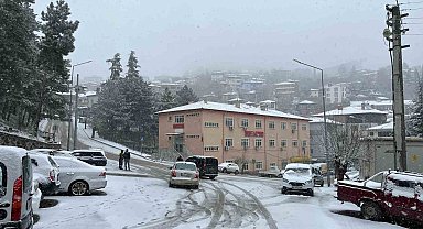 Çorum'un 3 ilçesinde eğitime kar engeli