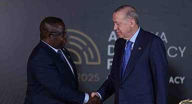 Cumhurbaşkanı Erdoğan'dan ADF'de kritik temaslar