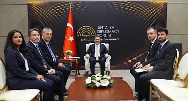Cumhurbaşkanı Yardımcısı Yılmaz, UNRWA Genel Komiseri Lazzarini ile görüştü