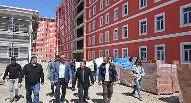 Daire Başkanı Kablan, Bilecik'te devam eden gençlik ve spor yatırımlarını inceledi