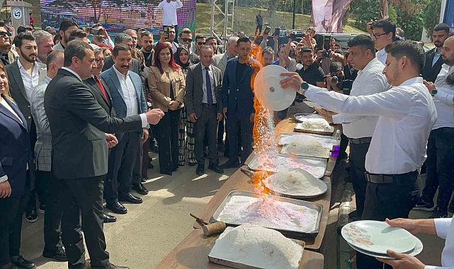 Damaklarda tat bırakan alevli lezzet 'tuzda tavuk' tescilleniyor