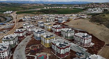 Depremzedeler için yapılan TOKİ konutlarında sona gelindi
