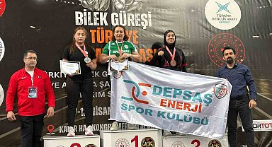 DEPSAŞ Enerji sporcuları Türkiye Bilek Güreşi Şampiyonasına damga vurdu