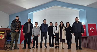 Dicle Karagömü Ortaokulu öğrencisinin başarısı okulunu gururlandırdı