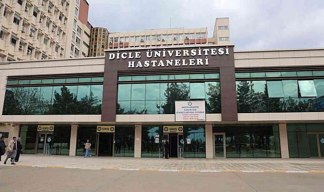 Dicle Üniversitesi Rektörlüğü İHA'nın haberi üzerine 'bıçak' parasına soruşturma başlattı