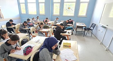 Dicle'de Ayet ve Hadislerle Dinimi Öğreniyorum Yarışması