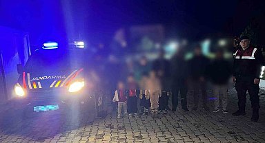 Didim'de 13 düzensiz göçmen yakalandı