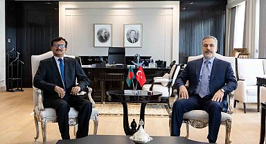 Dışişleri Bakanı Fidan Bangladeşli mevkidaşı Hossain ile görüştü