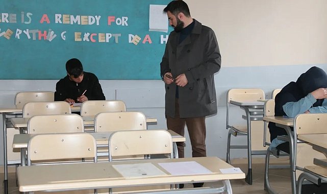 Diyadin'de umre ödüllü bilgi yarışması düzenlendi