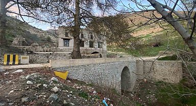 Diyarbakır'da 485 yıllık Atak Ulu Cami'nin bakımsızlığı dikkat çekiyor