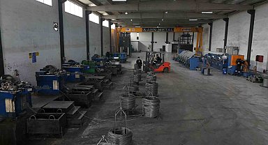 Diyarbakır'da deprem sürecinde kurulan tel ve çivi üreten firma, Suriye'de yapılacak olan yapı fuarından beklentisi yüksek