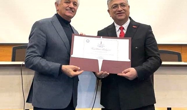 Doktor Öğretim Üyesi Mehmet Emin Yağcı'ya akademik teşvik ödülü