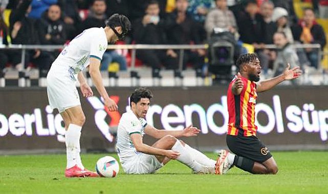 Duckens Nazon cezalı duruma düştü