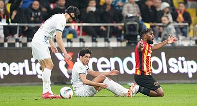 Duckens Nazon cezalı duruma düştü