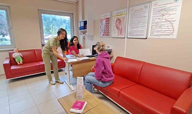 Ebeler Haftası çeşitli etkinliklerle kutlandı