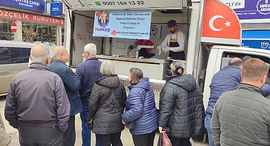 Edirne Keşan'da MHP'den Türkeş'e hayır lokması