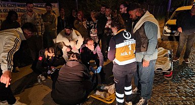 Edirne'de 2 otomobil çarpıştı, ortalık savaş alanına döndü: 4 yaralı