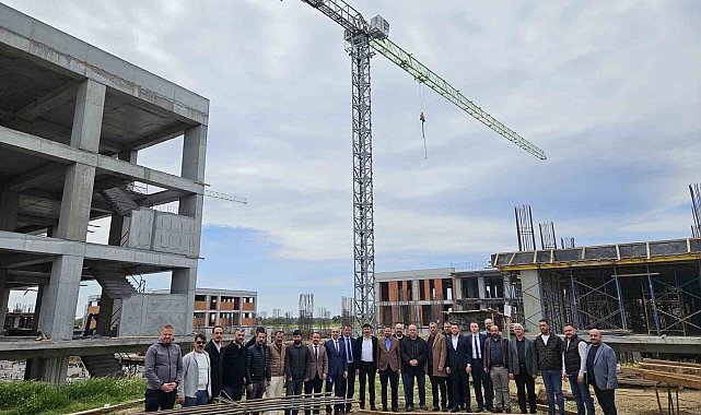 Edremit ve Havran'da sağlık yatırımları hız kazandı