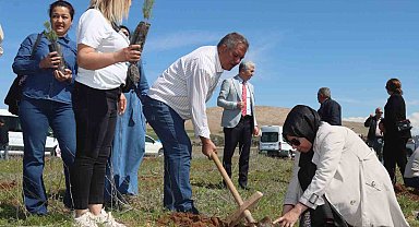 Elazığ'da 'Aile Yılı hatıra ormanı' oluşturuldu