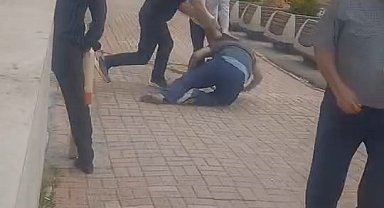 Elazığ'da adliye önünde gruplar birbirine girdi