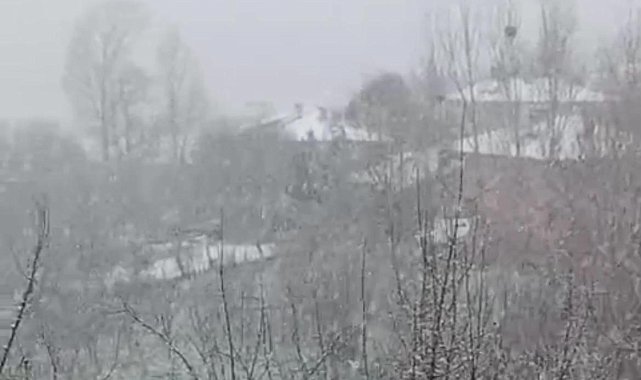 Elazığ'da kar yağışı etkisini sürdürüyor