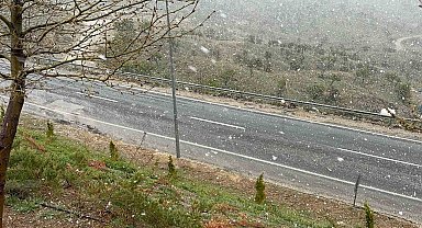 Elazığ'ın yüksek kesimlerinde kar yağışı başladı