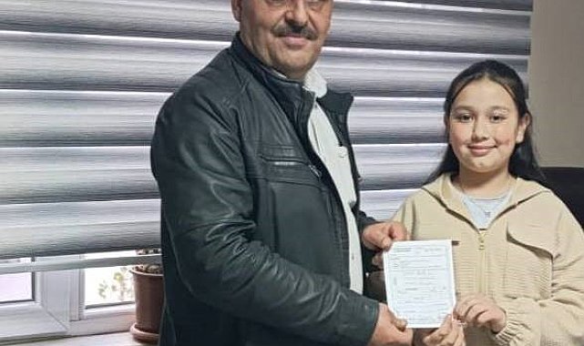 Emet'te 10 yaşındaki öğrenciden anlamlı bağış