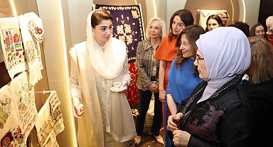 Emine Erdoğan, lider eşleriyle "Anadolu" sergisinde