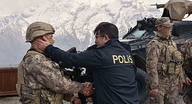 Emniyet Müdürü Yılmaz, görevli polislerin bayramını kutladı