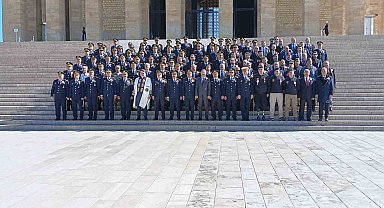 Emniyet Teşkilatı Anıtkabir'i ziyareti etti