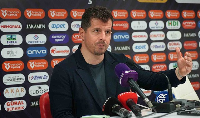 Emre Belözoğlu: "Bu galibiyet bize yeni pencereler açacak, yeni hayaller oluşturacak"