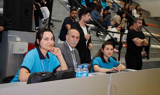 Erciş'te Yurtlig Kız Voleybol Turnuvası tamamlandı
