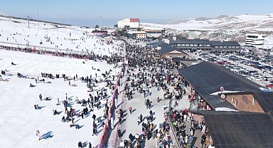Erciyes'i 2 milyon 750 bin kişi ziyaret etti