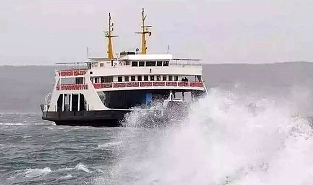 Erdek'te feribot seferleri iptal