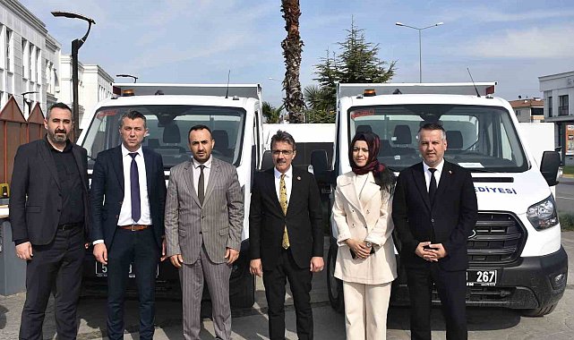 Erenler sokaklarında 2 yeni çöp taksi