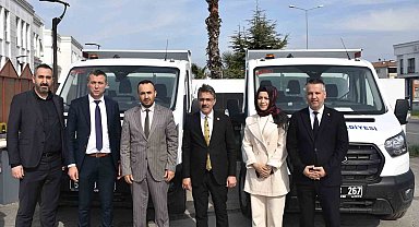 Erenler sokaklarında 2 yeni çöp taksi