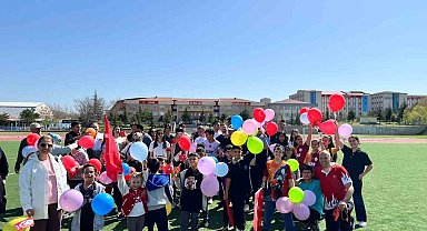 ERÜ'den 'Spor Dostu Kampüs Sevgi Engel Tanımaz Spor Turnuvası'