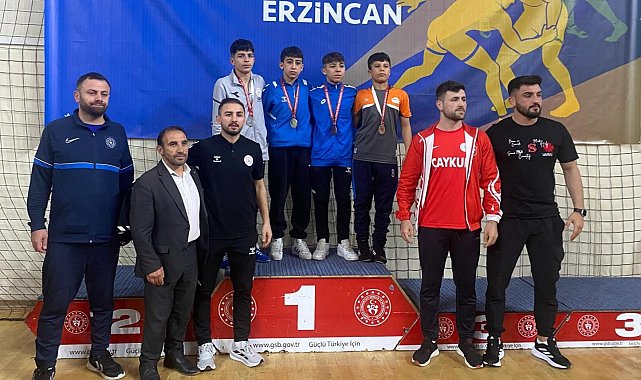 Erzincan U15 Türkiye Güreş Grup Müsabakalarına ev sahipliği yaptı