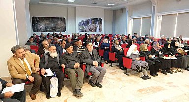 Erzincan'da hacı adayları bilgilendirildi