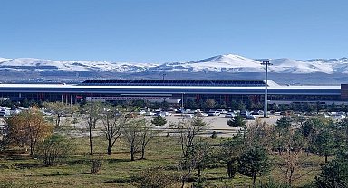 Erzurum Havalimanı'nda Mart ayında 89 bin 729 yolcuya hizmet verildi