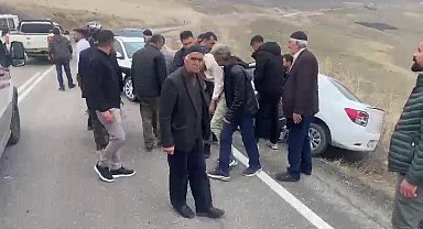 Erzurum'da viraja kontrolsüz giren otomobiller çarpıştı: 9 yaralı